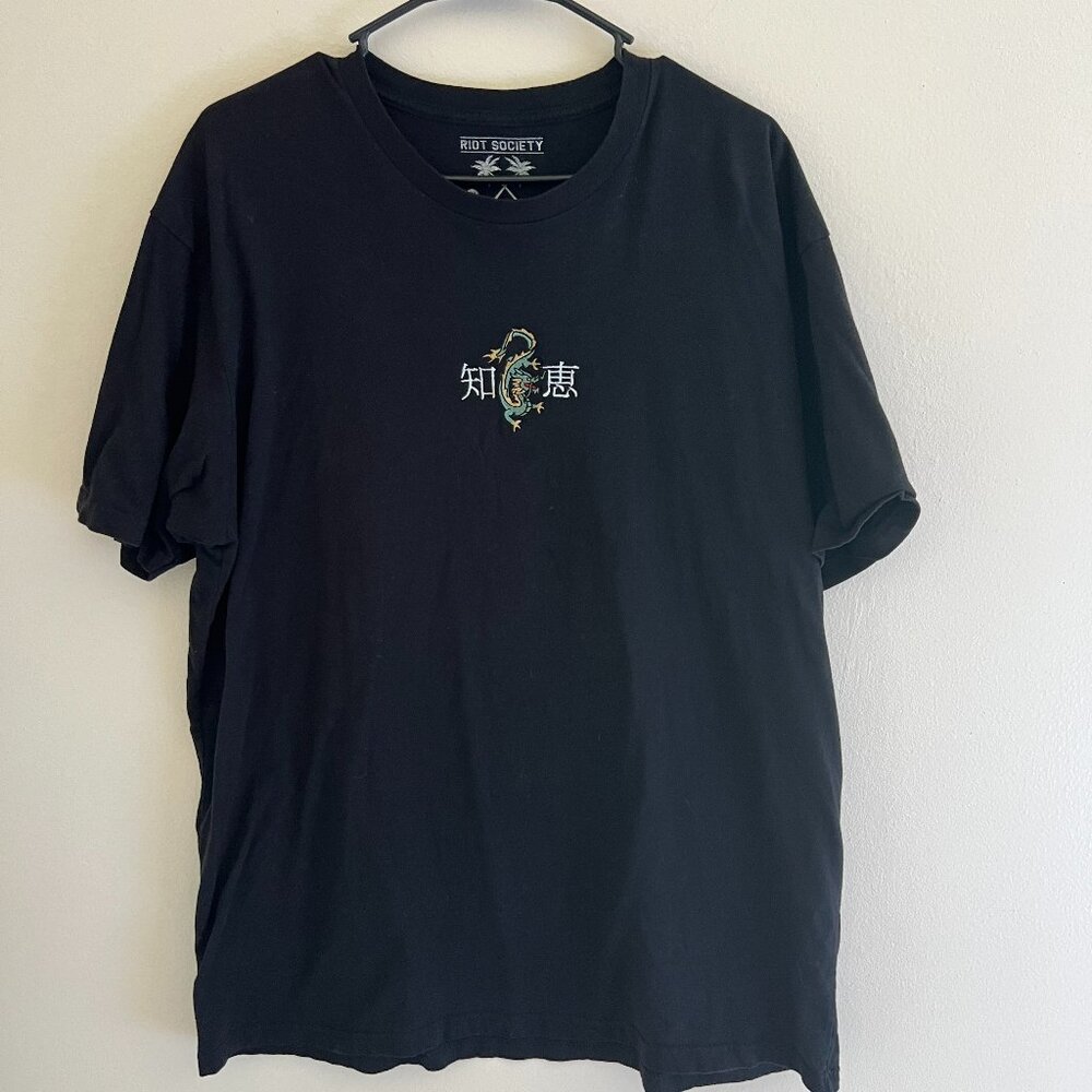 Riot Society Black dragon Embroidered Shirt XXL Pullover tee